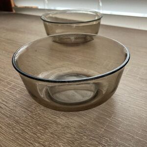 Set of 2 Arcoroc France Smoky Glass Bowls 🖤🖤✨